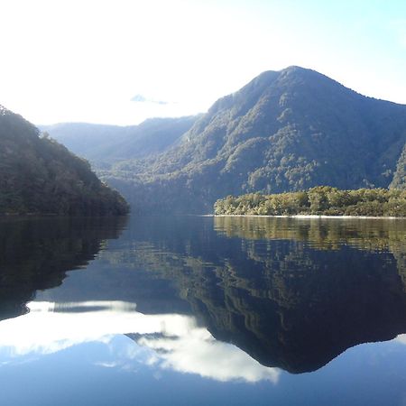 Bed and Breakfast Shakespeare House Te Anau Zewnętrze zdjęcie